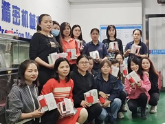 东风送暖，喜迎“三八”---MG冰球突破官网精机祝所有女同胞节日欢乐！